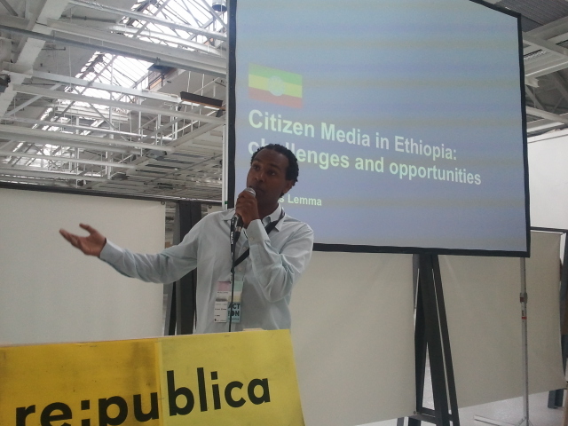 Markos, as he presents at re:publica 2012 / Picture: Balthas Seibold, Licence: see this website's license